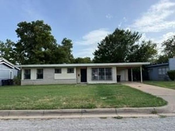 4628 Reed Street, Fort Worth, TX 76119
