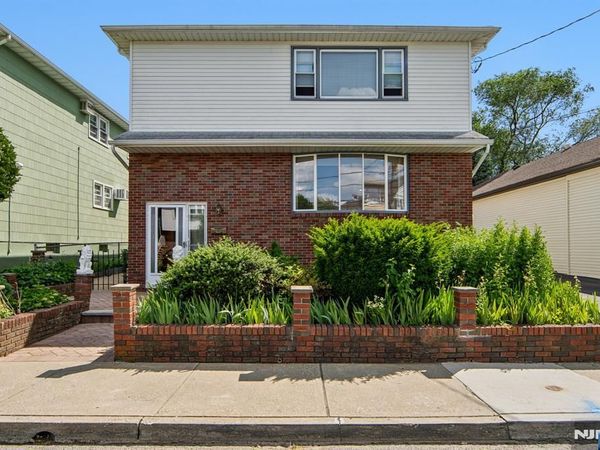 27 - 29 Crystal Street, NORTH ARLINGTON, NJ 07031