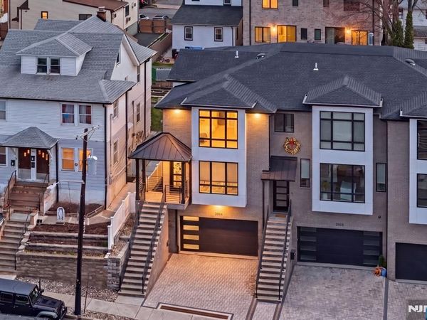 256A 7th Street, PALISADES PARK, NJ 07650