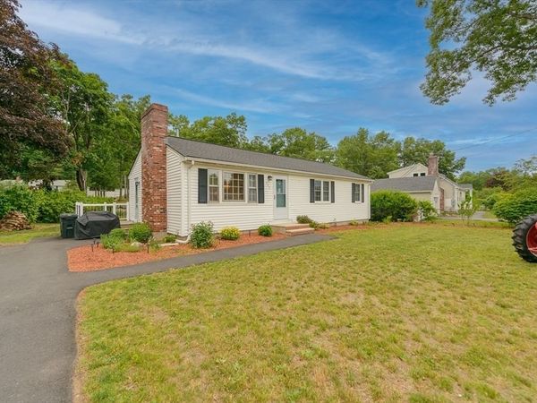 132 Oak Ridge Dr, Ayer, MA 01432