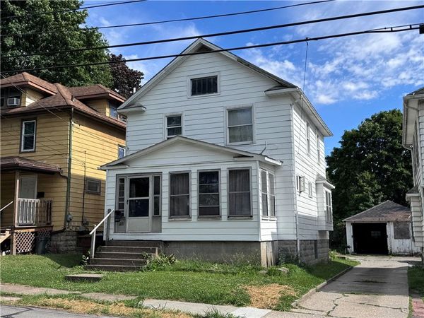 728 Meek Street , Sharon, PA 16146