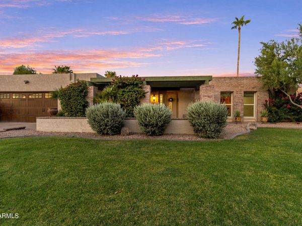 6409 S HAZELTON Lane, Tempe, AZ 85283