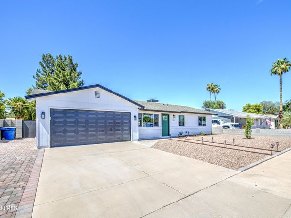 3654 W Carla Vista Drive, Chandler, AZ 85226