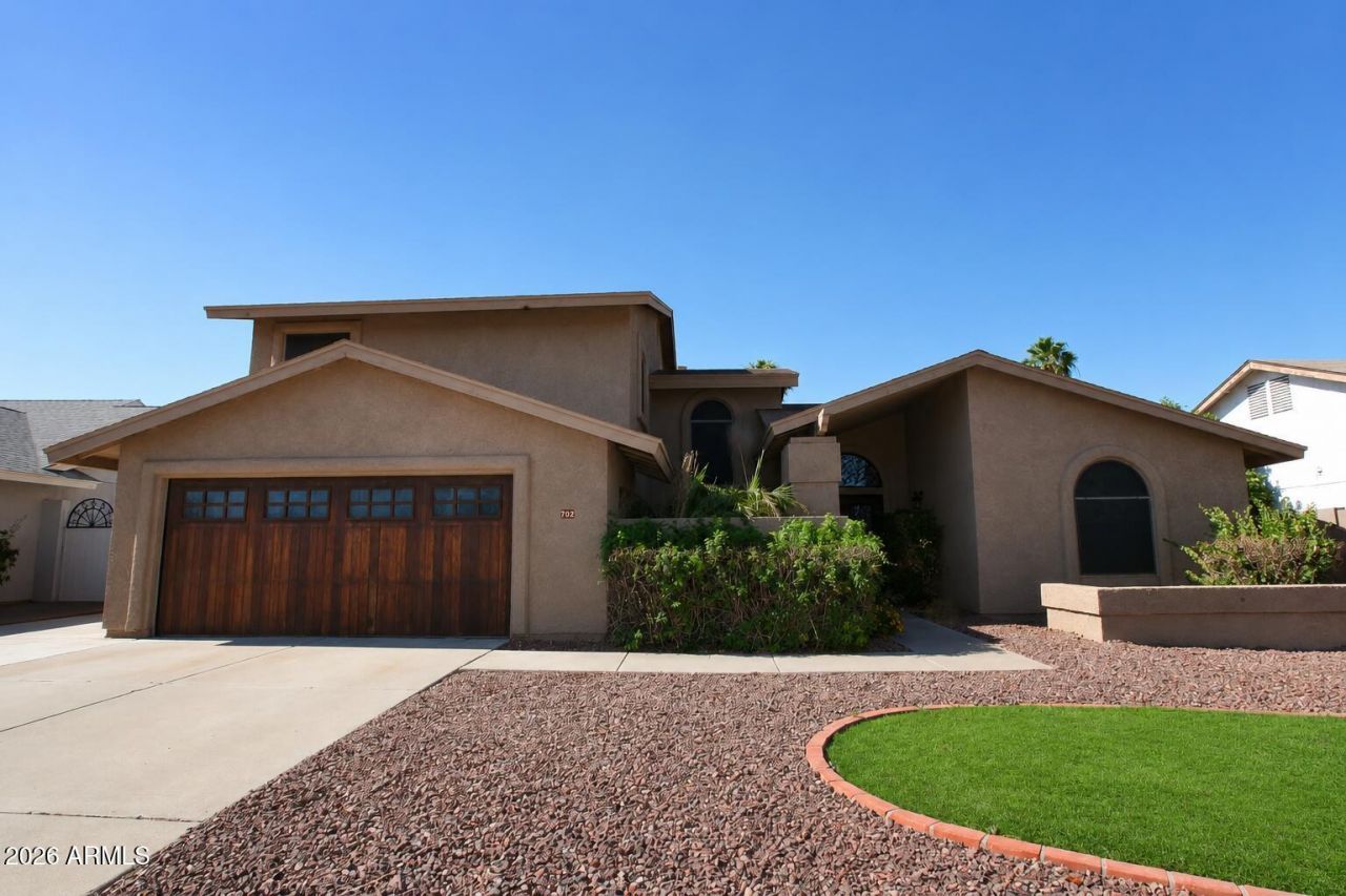 702 W Chilton Street, Chandler, AZ 85225 Main Photo