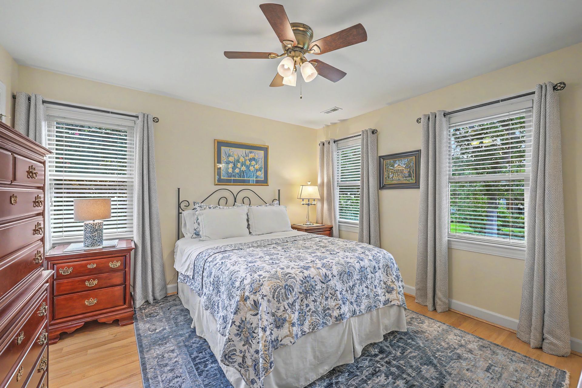 4296 Persimmon Woods Drive Photo 32