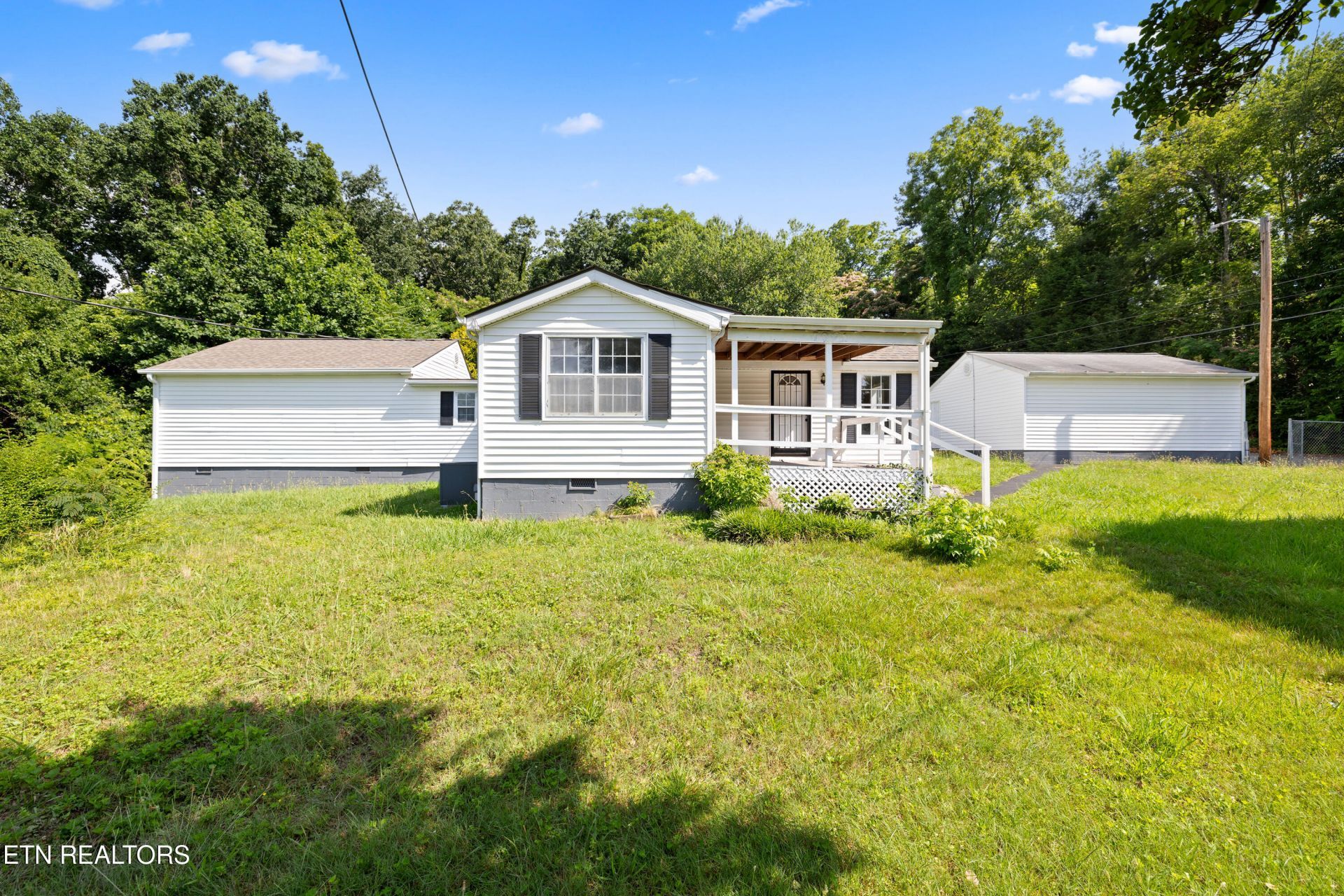7001 Bert Newman Lane, Knoxville, TN 37931 Main Photo
