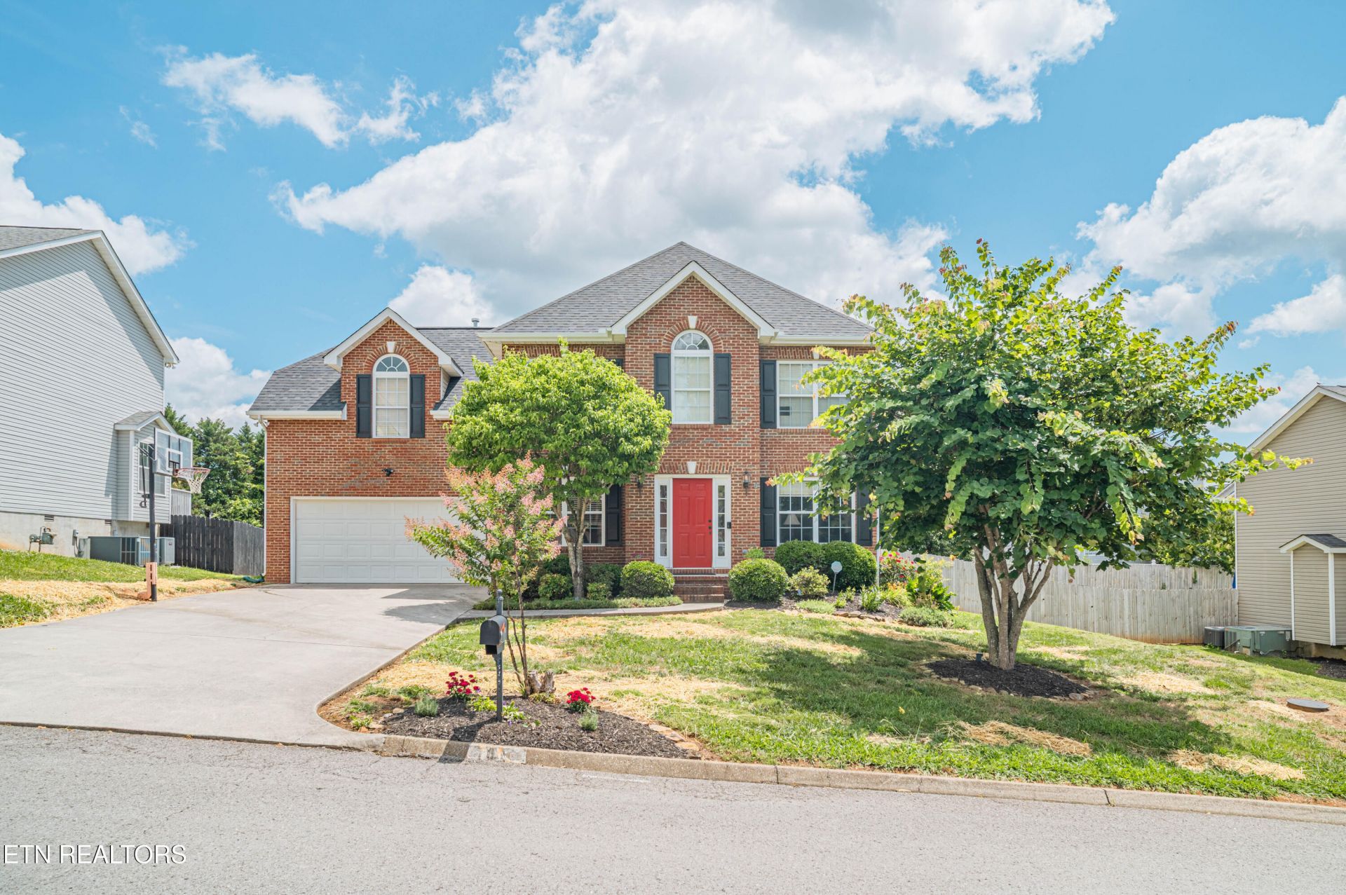 7604 Shadewell Drive, Knoxville, TN 37938 Main Photo