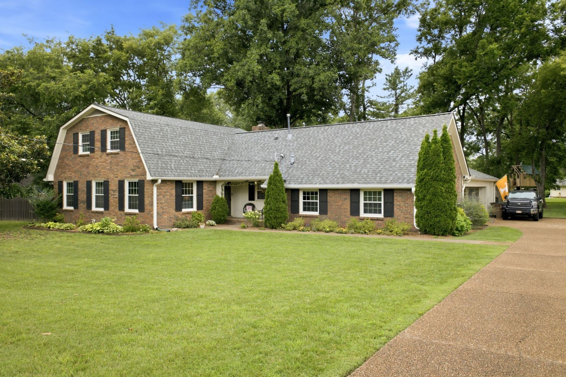 1307 Haber Dr, Brentwood, TN 37027 Main Photo