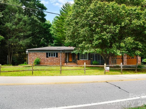 2575 Country Club Road , Wilkesboro, NC 28697