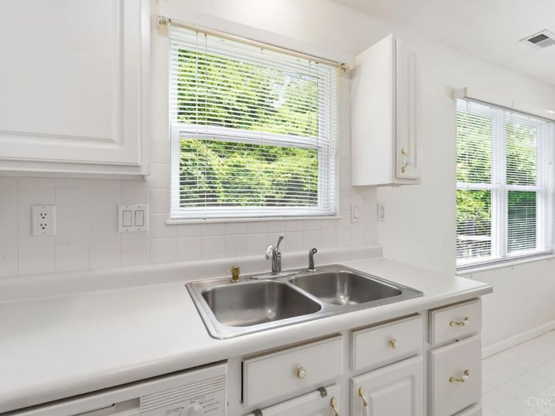 8051 Second Street, West Chester, OH 45069 Photo 17