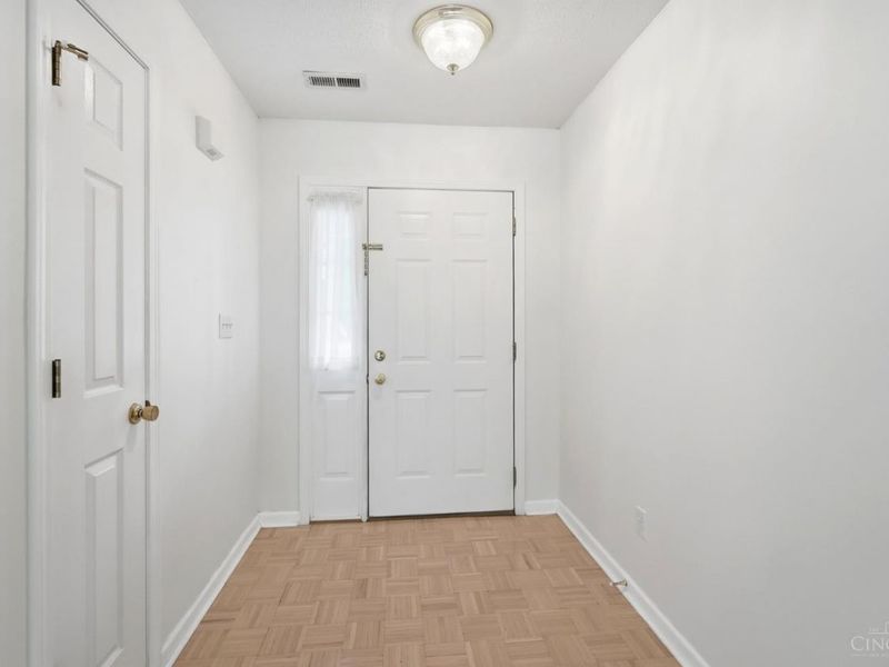 8051 Second Street, West Chester, OH 45069 Photo 5