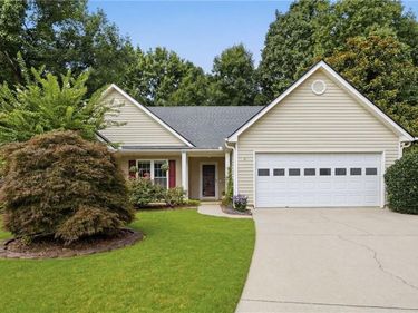 5734 Harthorn Park Place, Buford, GA 30518