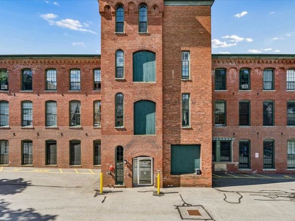 100 Main Street, Unit M3, Pembroke, NH 03275