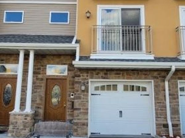 58 Race St, Hillside, NJ 07205