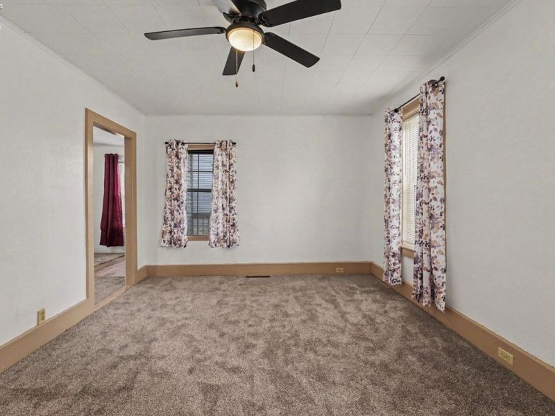 210 High Street, Bellevue, OH 44811 Photo 9