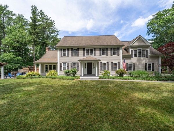 103 Wapping Rd, Kingston, MA 02364