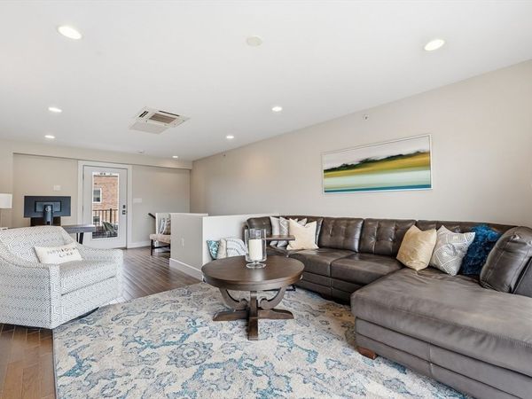 1 Saint Clare Rd, Unit 16, Medford, MA 02155