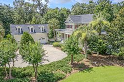 128 Boyle Way photo 4