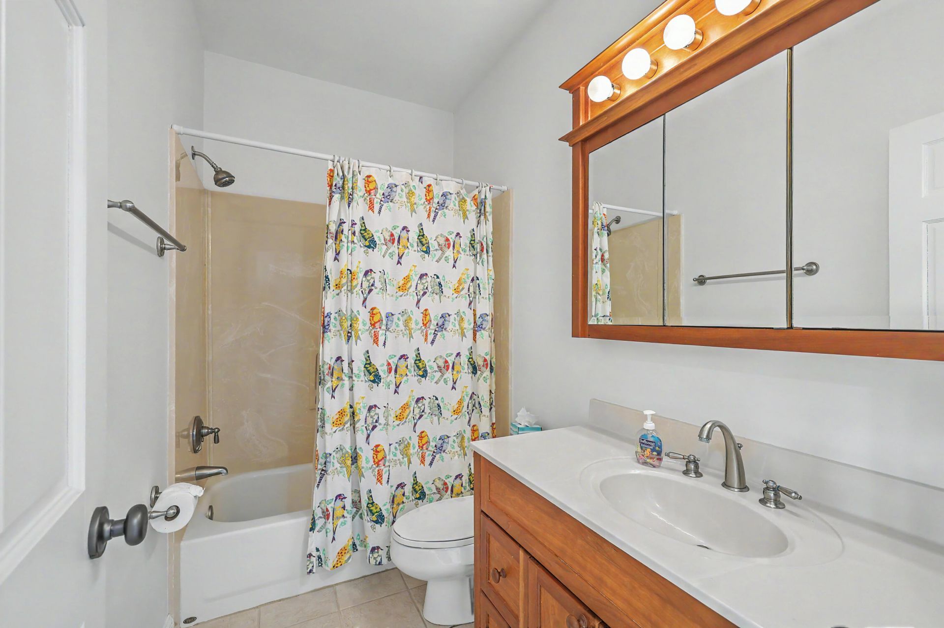 128 Boyle Way Photo 32