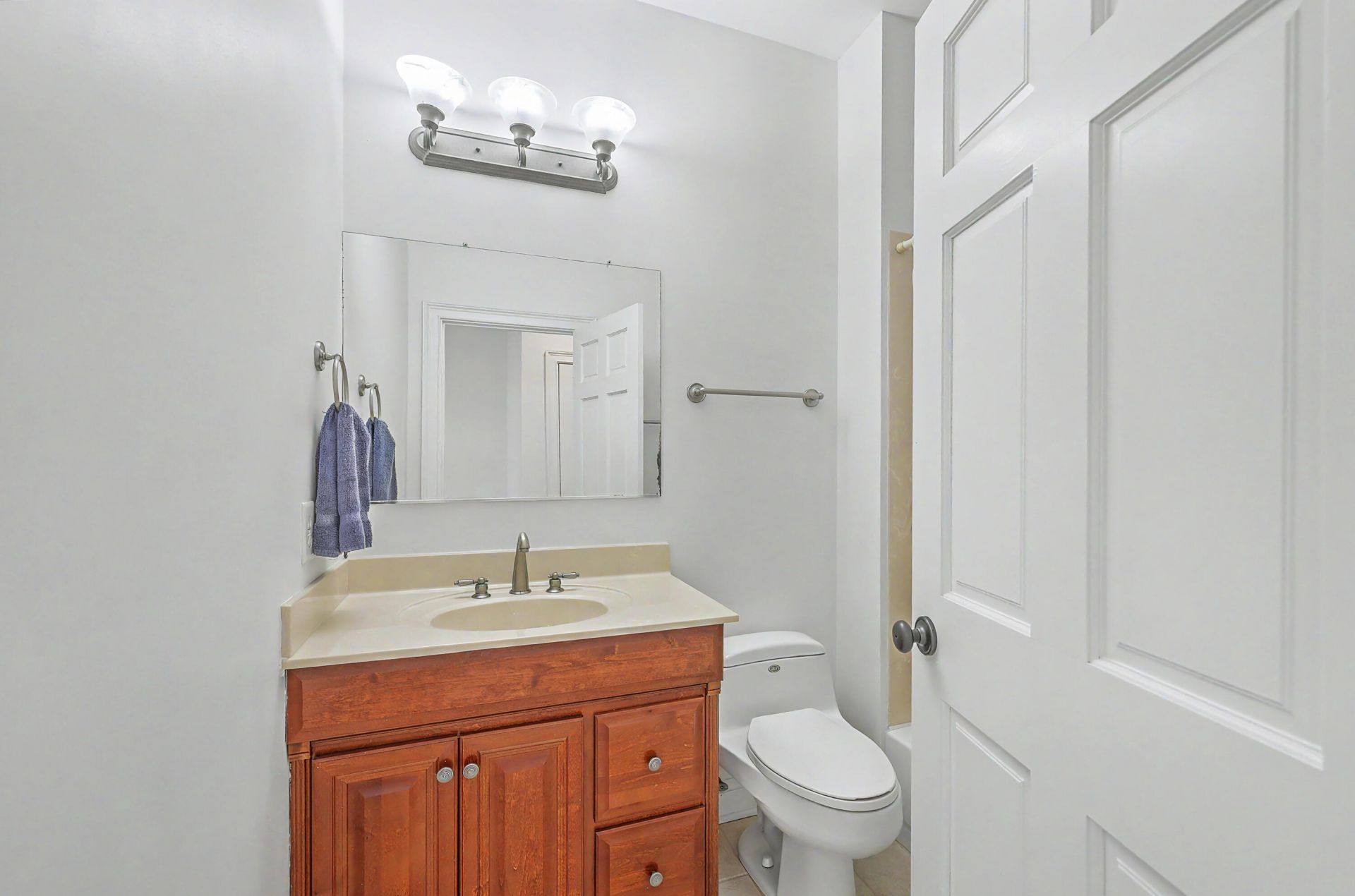 128 Boyle Way Photo 35