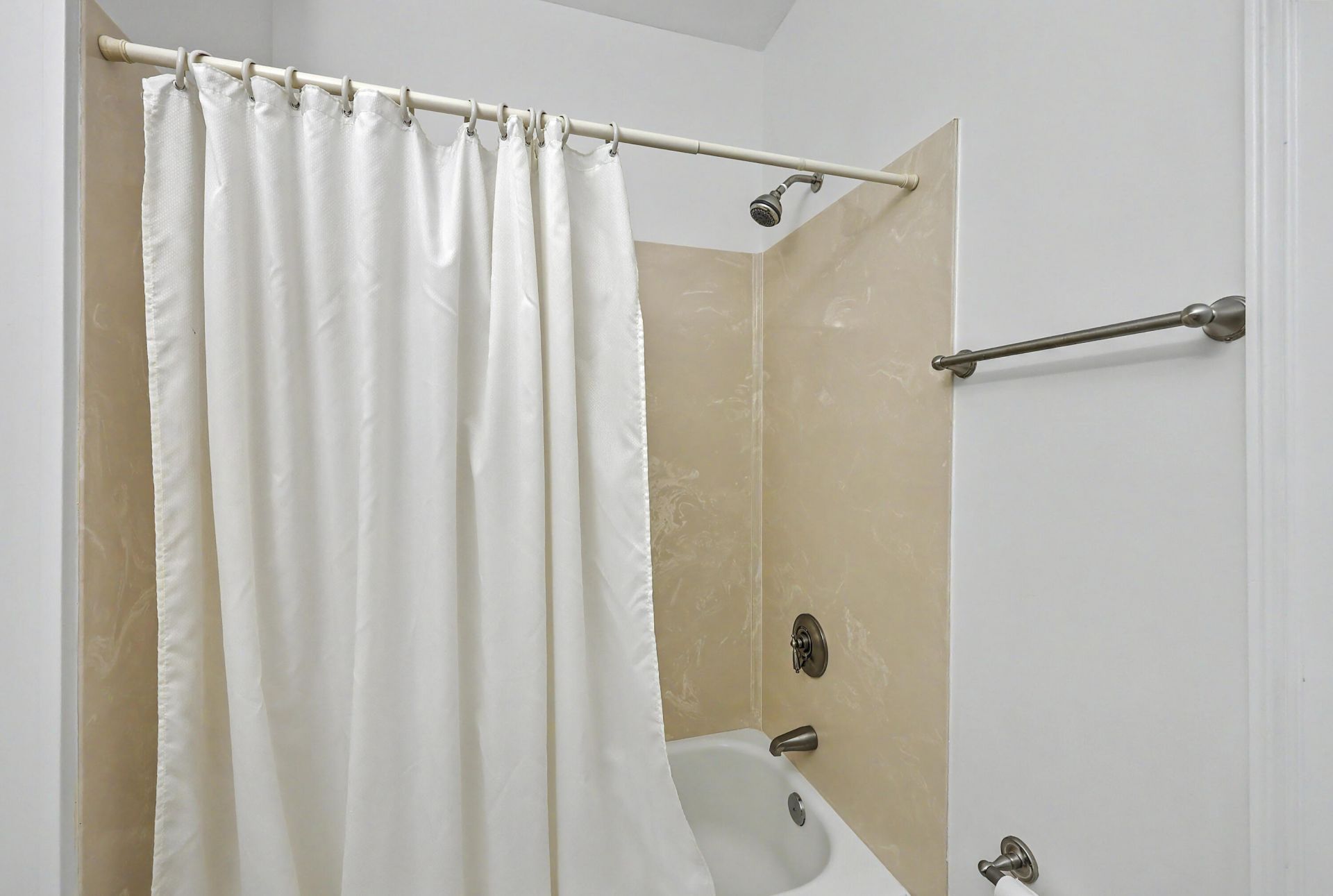 128 Boyle Way Photo 36