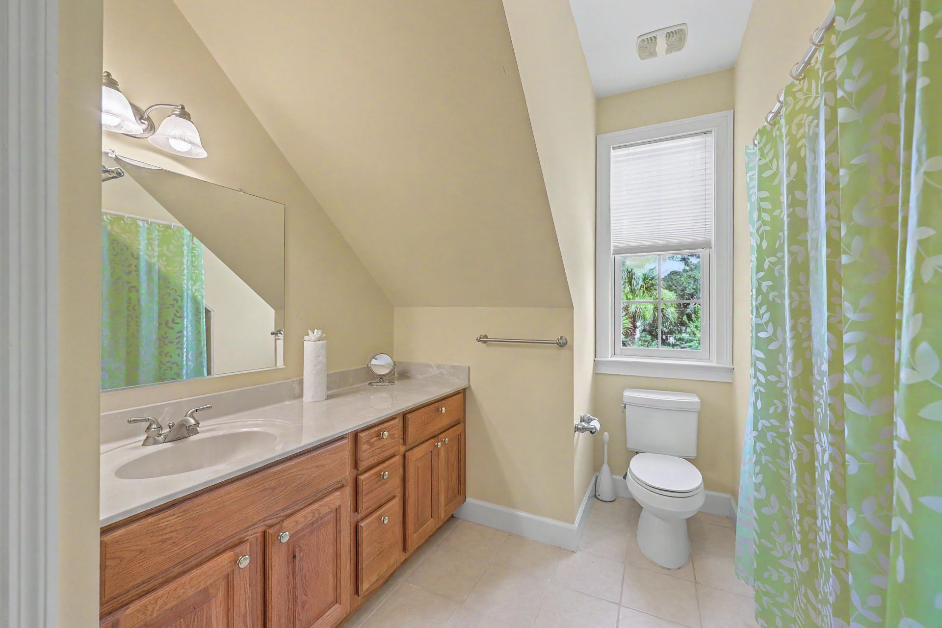 128 Boyle Way Photo 41