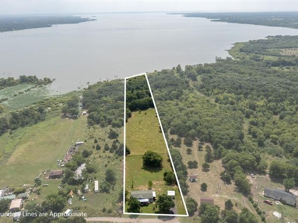 1006 S Telegraph Circle , Quinlan, TX 75474