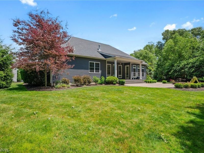 11819 Dorena Circle NW, Uniontown, OH 44685 Photo 2