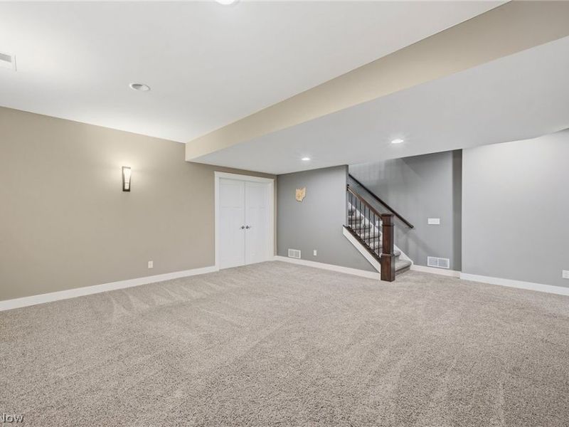 11819 Dorena Circle NW, Uniontown, OH 44685 Photo 32