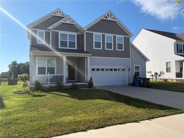 3810 Jacobs Lane , Green, OH 44685