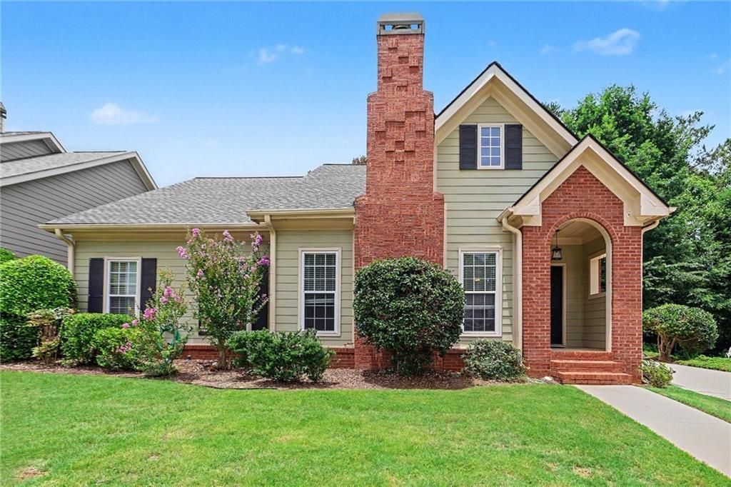 215 Pickets Row, Peachtree City, GA 30269 Main Photo