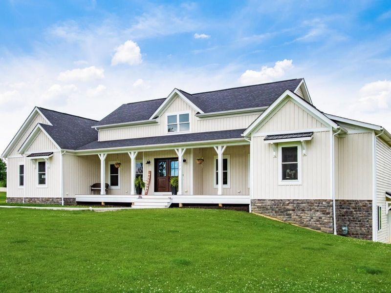 372 Hainsview Drive, Newark, OH 43055 Photo 2