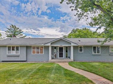 7001 Lanham Lane, Edina, MN 55439