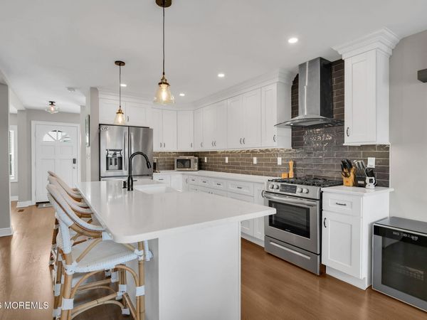 57 Bridgewaters Drive, Unit 23, Oceanport, NJ 07757