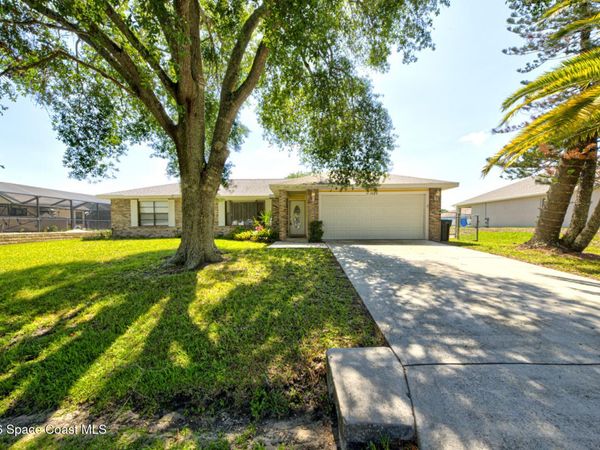 1085 Celle Avenue NW , Palm Bay, FL 32907