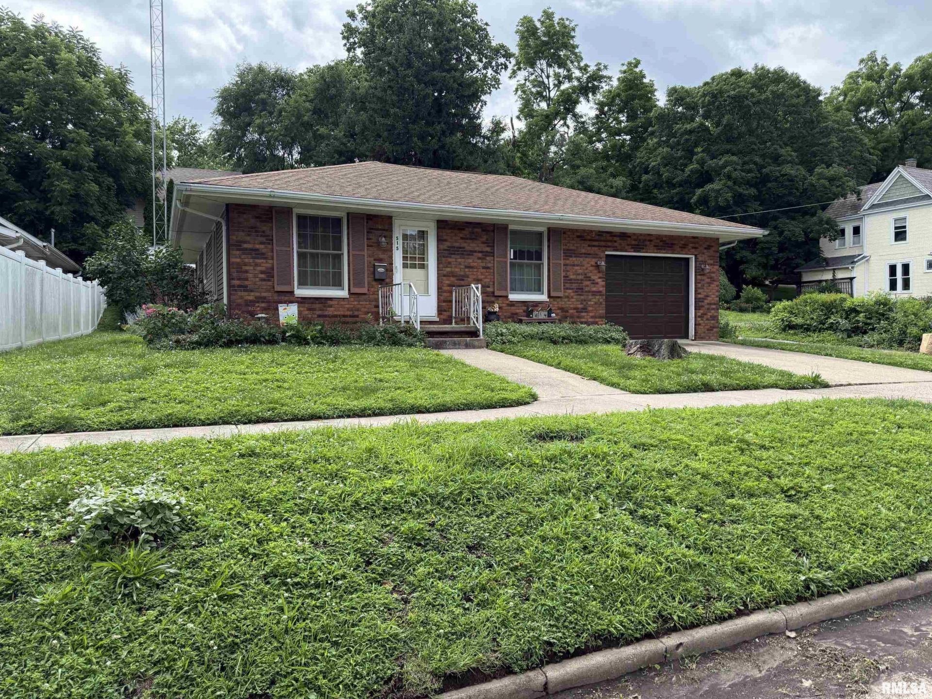 515 N 7th Street, Petersburg, IL 62675 Main Photo
