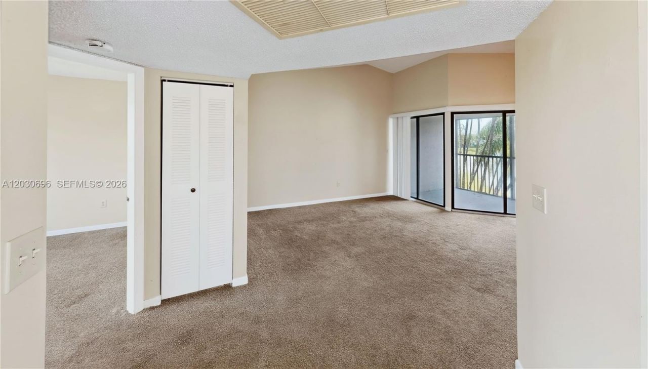 889 Hamilton Dr, Unit 889E, Homestead, FL 33034 Photo