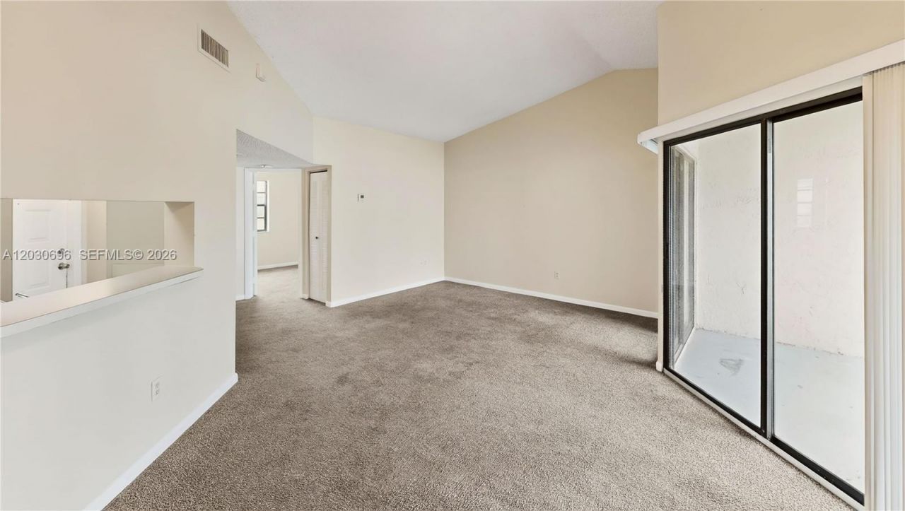 889 Hamilton Dr, Unit 889E, Homestead, FL 33034 Photo