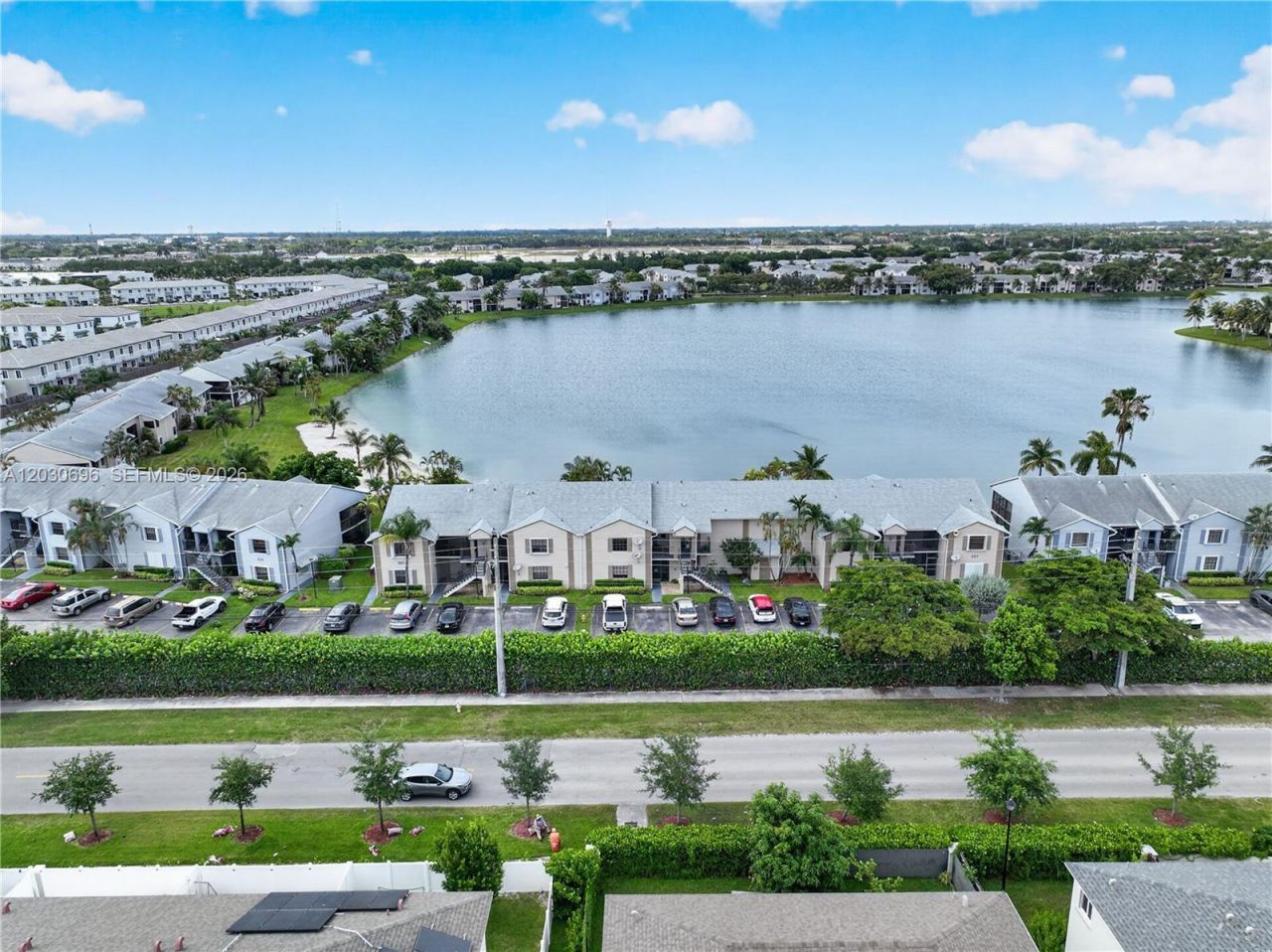889 Hamilton Dr, Unit 889E, Homestead, FL 33034 Photo