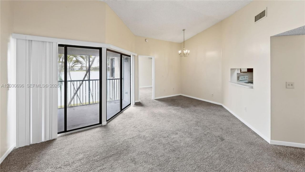 889 Hamilton Dr, Unit 889E, Homestead, FL 33034 Photo
