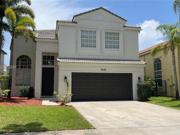 9936 Woodworth Ct, Wellington, FL 33414