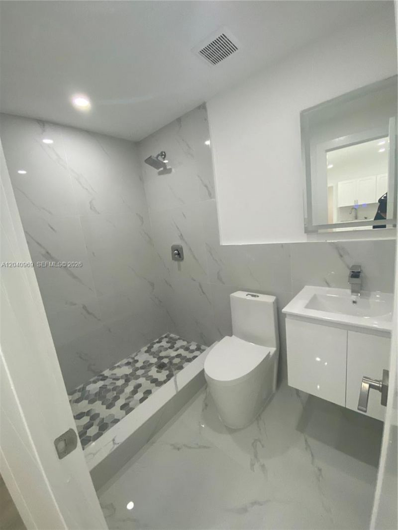 1170 NW 25th St , Unit 1170, Miami, FL 33127 Photo