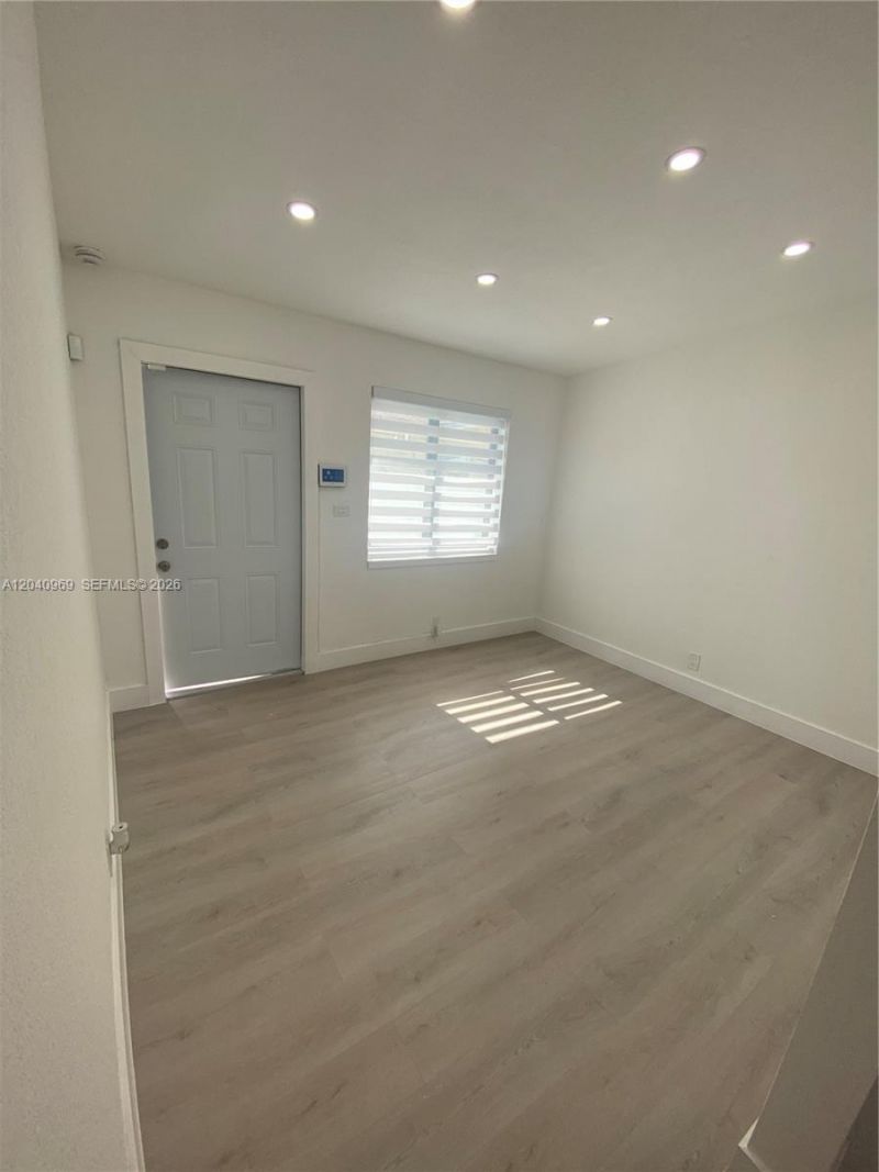 1170 NW 25th St , Unit 1170, Miami, FL 33127 Photo