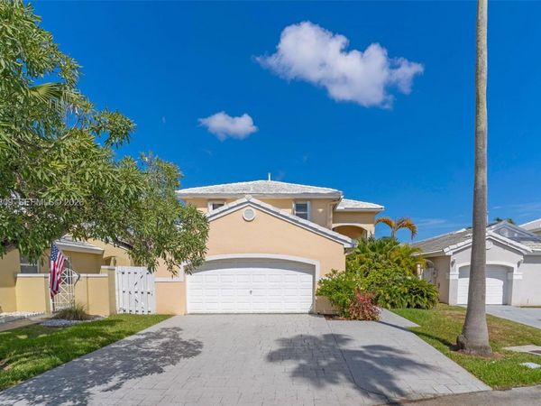 4766 SW 154th Ave , Miami, FL 33185