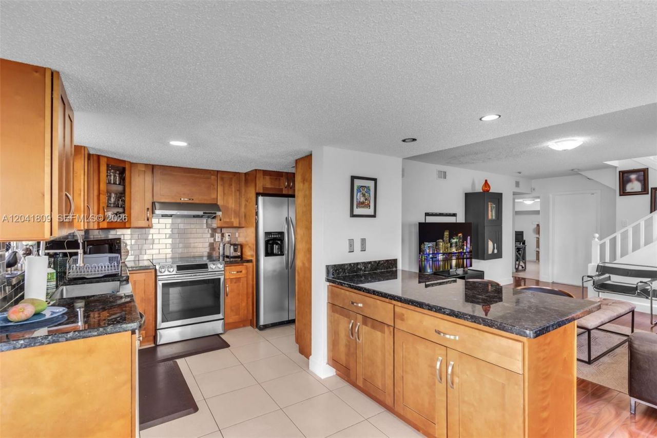 4766 SW 154th Ave , Miami, FL 33185 Photo