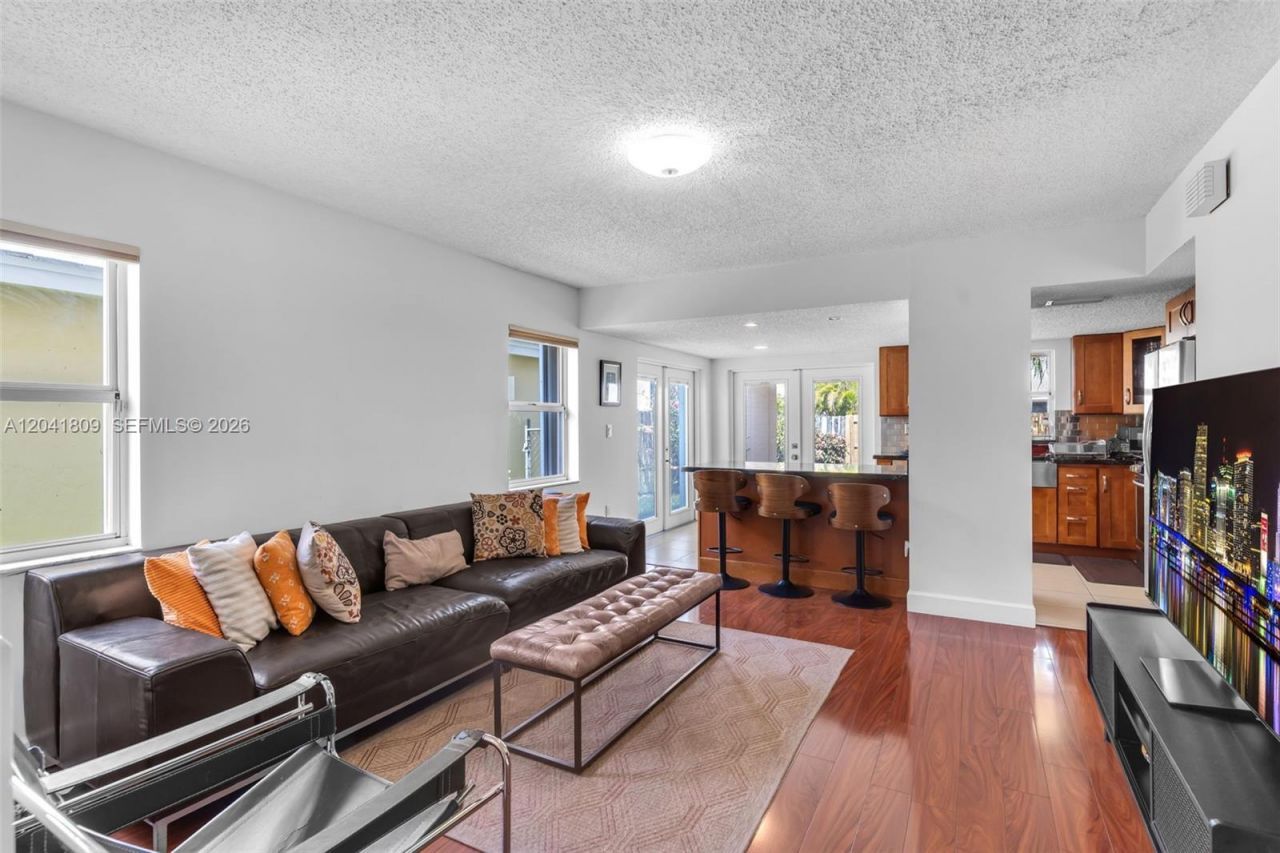4766 SW 154th Ave , Miami, FL 33185 Photo