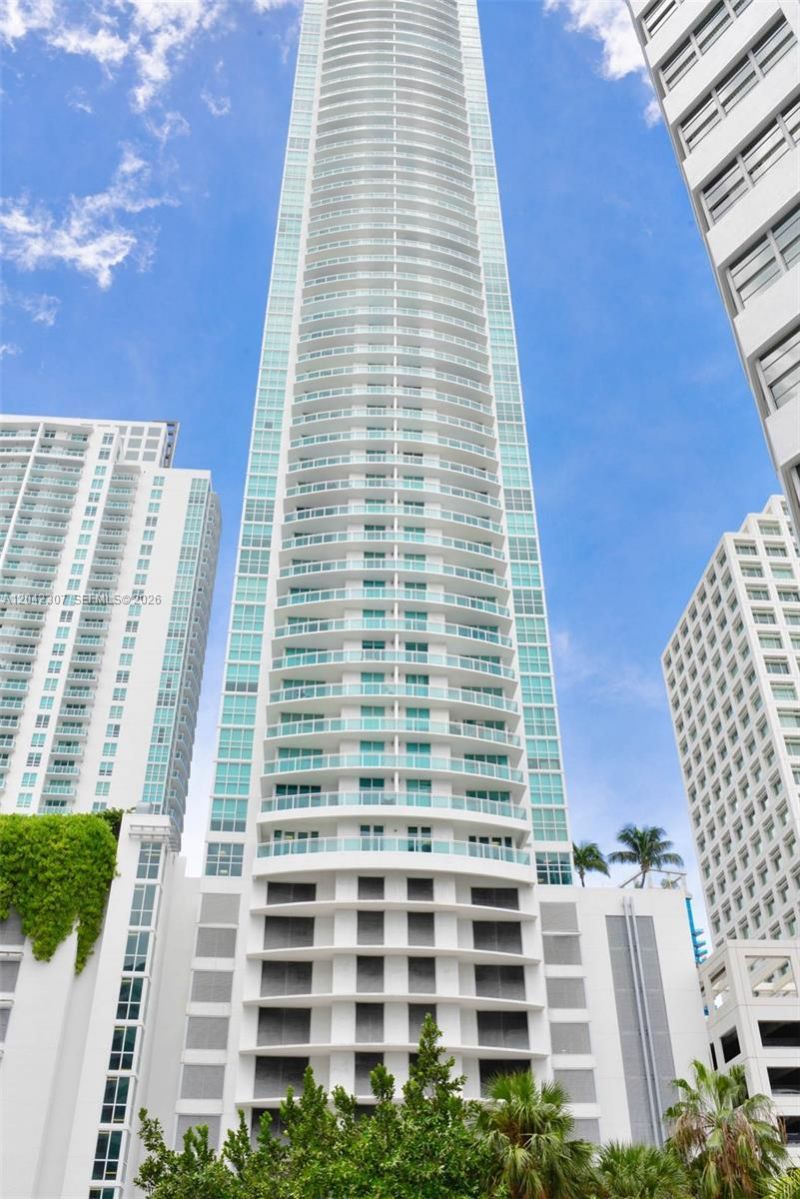 950 Brickell Bay Dr, Unit 3406, Miami, FL 33131 Photo