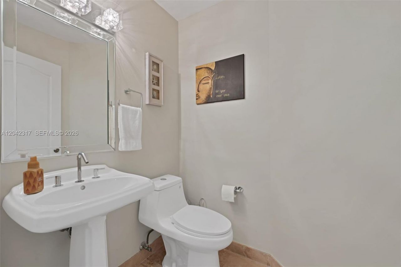 18345 NE 30th Pl , Unit 18345, Aventura, FL 33160 Photo