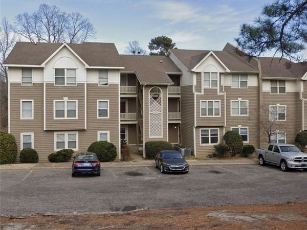 6740 Willowbrook Drive, Unit 7, Fayetteville, NC 28314