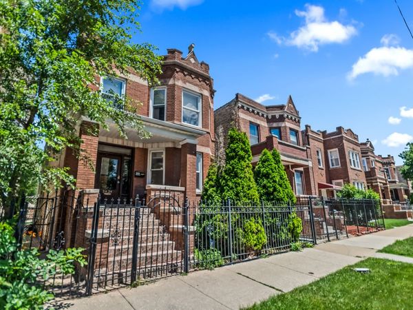 3434 W Potomac Avenue, Chicago, IL 60651